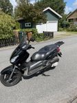 Yamaha X-Max 250