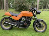 Suzuki 750