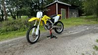 Suzuki RMZ 250 