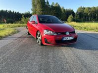 Volkswagen Golf GTI Performance 230hk