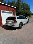 Volvo V60 Cross Country B4 AWD Geartronic Momentum Euro 6