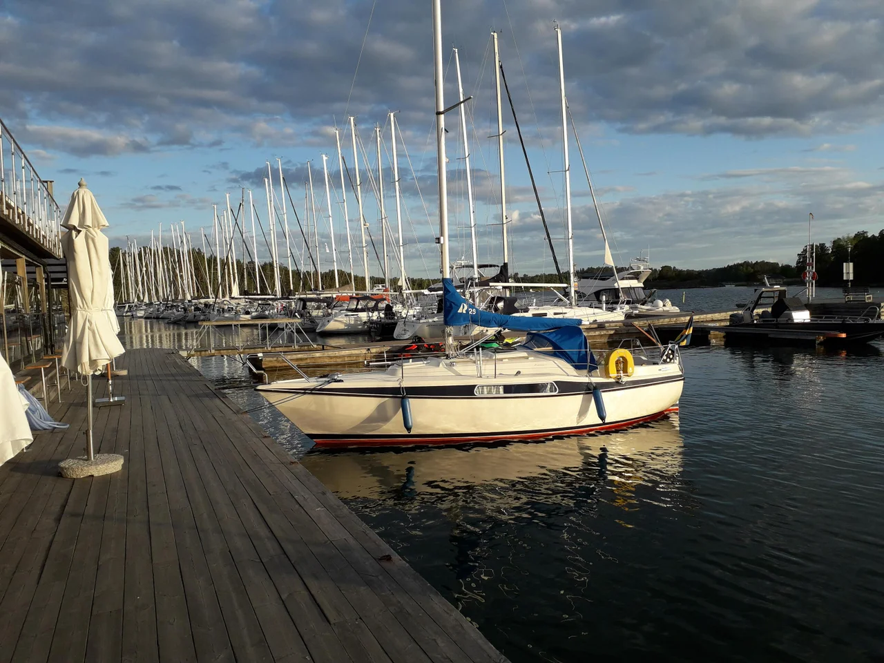 Hallberg Rassy 26 image