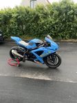 SUZUKI GSX-R 750