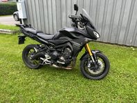 Yamaha tracer 900