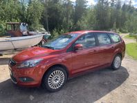 Ford Focus Kombi 1.8 Flexifuel Titanium Euro 4