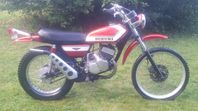 Suzuki TS 125