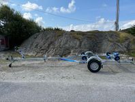 Båttrailer 80 km/h 1500 kg bromsad