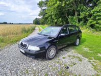 Skoda Octavia Tour Kombi 1.8 T 4x4 Euro 3