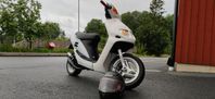 Moped: Sym Jet 50 / 2 Takt + Diversa Delar