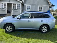 Mitsubishi Outlander PHEV CVT Euro 5