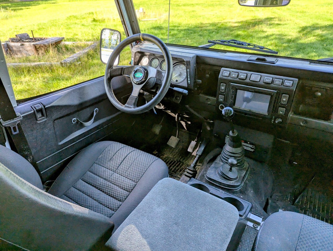 Land Rover Defender 110 TD5 E...