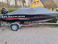 Tracker superguide v-16cs med evinrude 50hk