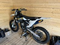 STULEN!!!! Natt mot 18/8!!!!! :Husqvarna FC450 Rockstar 