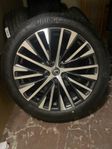 4 original brand new lexus tires with rims 