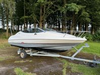 Bayliner Capri med Mercury 90hk