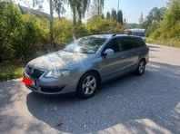 Volkswagen Passat Variant 1.6 TDI värmare besiktad skattad