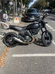 Ducati scrambler 