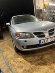 Nissan Almera 5-dörrar 1.8 Euro 4