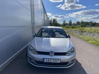 Volkswagen Golf 5-dörrar 1.2 TSI BMT 16V Euro 6*Navi*adaptiv