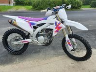 Yamaha Yz250F 4h totalt..