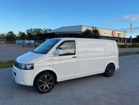 Volkswagen Campervan T5 2.0 TDI 