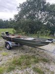 Alumacraft 1436 + Trailer + Motor