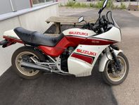 Suzuki gsx750 