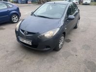 Mazda 2 1.3 NY BESIKTAD O SKATTAD