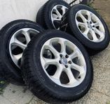 17’ Volvo Org Aluminum Alloy Wheel med åretrunt däck 