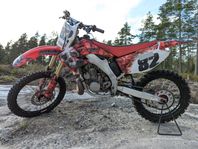 Honda CR250 - sista årsmodellen som Honda gjorde 2-takt!