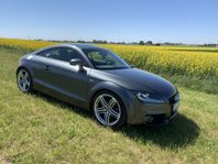 Audi TT Coupé 1.8 TFSI S-Line 5700 mil 2 ägare