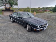 Jaguar XJ8 4.0 V8 Executive nybesiktad