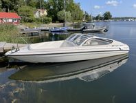 Smuggler 245s Bowrider, VP 5.0 - 2000