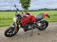 Ducati Monater 1200S