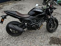 Suzuki sv650X