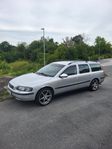 A traktor Volvo V70 2002 TILLFÄLLE!