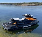 Seadoo med Brygga och Släp