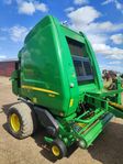 John Deere 864 