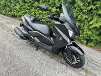 Yamaha X-Max 400