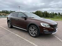 Volvo V60 Cross Country D3 Classic, Summum Euro 6