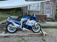 Suzuki gsxr 750 från 1987