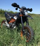 KTM 690 SMC-R