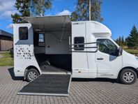 Hästlastbil Renault Master momsbil