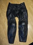 Dainese skinnbyxor Strl.26