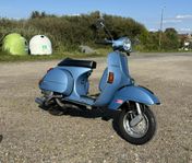 Piaggio Vespa P200E 