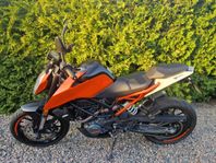 Ktm duke 125