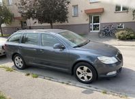 Skoda Octavia 1.8 TSI - 2010 Dragkrok-AC