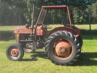 Massey Ferguson 130