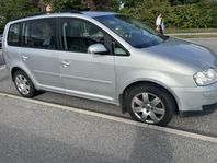 Volkswagen Touran 2.0 TFSI 7 sits 