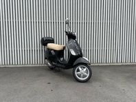 Piaggio Vespa LX 125